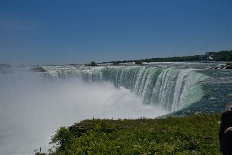 Niagara falls magic spectacle